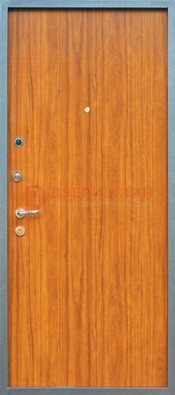 Коричневая металлическая дверь с ламинатом ДЛ-12 в Орле