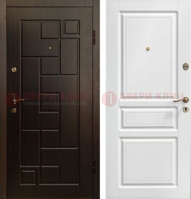 Входная дверь Коричневая металлическая филенчатая с белой МДФ внутри ДМ-241 в Орле