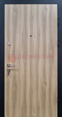 Светлая металлическая дверь с МДФ ДМ-340 в Орле