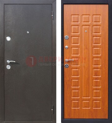 Коричневая стальная дверь с порошковым напылением ДП-202 в Орле