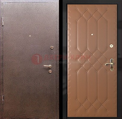 Коричневая металлическая дверь с порошковым окрасом ДП-22 в Орле