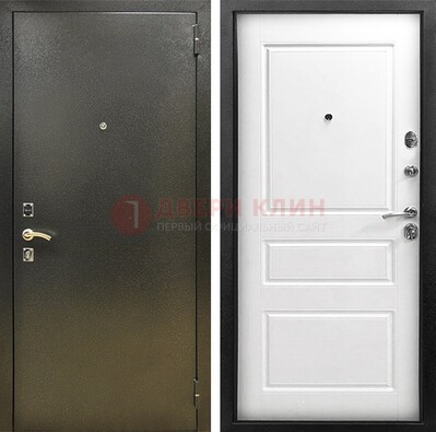 Входная дверь Темное серебро с порошковым напылением и белой МДФ ДП-272 в Орле