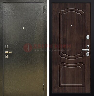 Темно-серая железная дверь с порошковым покрытием и коричневой МДФ ДП-288 в Орле