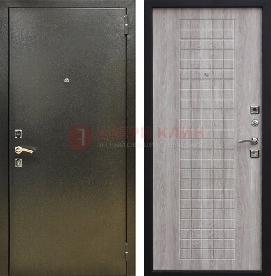 Железная темная дверь с порошковым покрытием и филенчатой МДФ ДП-297 в Орле