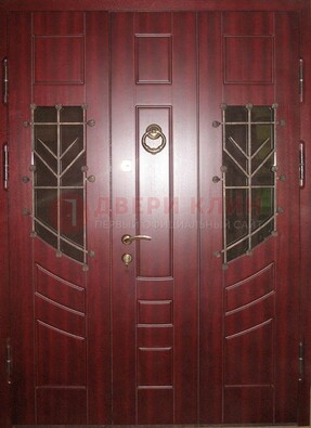 Парадная дверь со вставками из стекла и ковки ДПР-34 в загородный дом в Орле