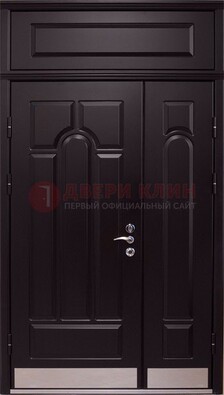 Парадная дверь с металлическими вставками ДПР-47 и фрамугой в Санкт-Петербурге