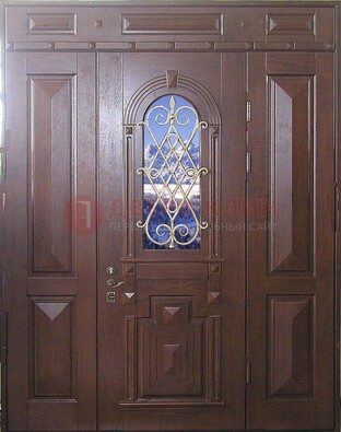 Стальная парадная дверь со стеклом и ковкой ДПР-4 для коттеджа в Сургуте