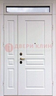 Белая двухстворчатая металлическая дверь со стеклом ДС-63 в Орле