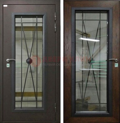 Коричневая железная дверь со стеклом для частного дома ДС-8 в Орле