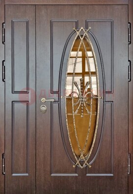 Полуторная металлическая дверь со стеклом и ковкой ДСК-108 в Орле