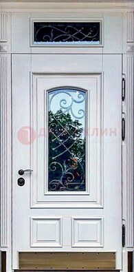 Металлическая дверь со стеклом и ковкой в белом цвете ДСК-148 в Орле