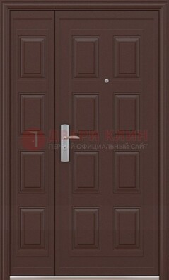 Коричневая железная тамбурная дверь ДТМ-37 в Орле