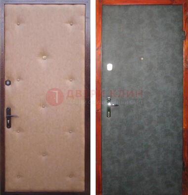 Светлая металлическая дверь с винилискожей ДВ-5 в Орле