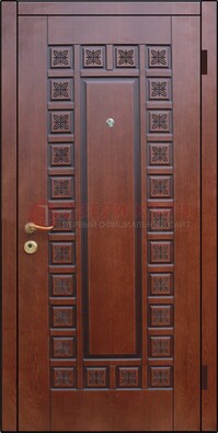 Коричневая стальная дверь с виноритом ДВТ-40 в Орле