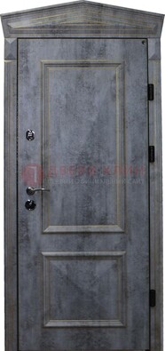 Серая железная уличная дверь с виноритом ДВТ-60 в Орле