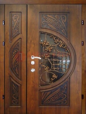 Металлическая дверь с виноритом и резной панелью внутри ДВТ-70 в Орле