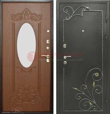 Черная входная дверь с зеркалом и ковкой ДЗ-16 в Орле